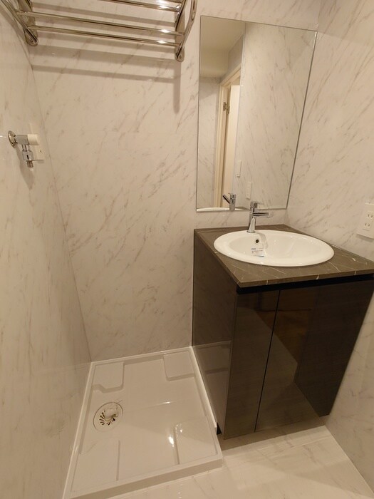 物件内観写真13　(洗濯機置場)