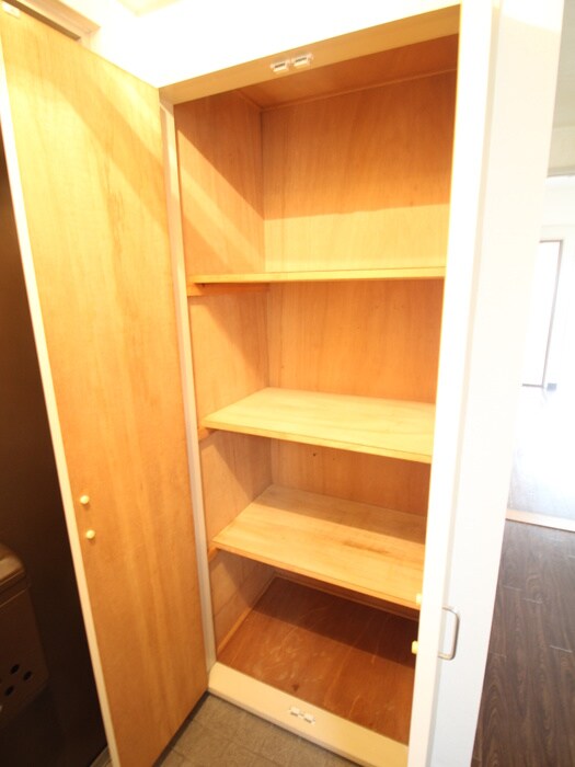 物件内観写真18　(靴箱)