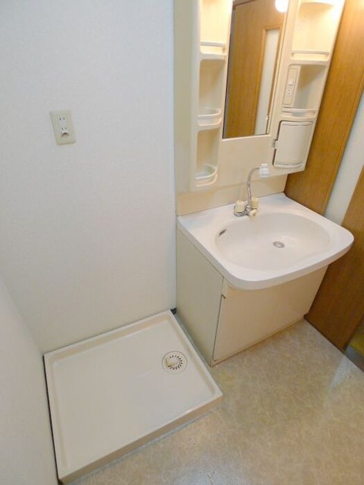 物件内観写真20　(洗濯機置場)