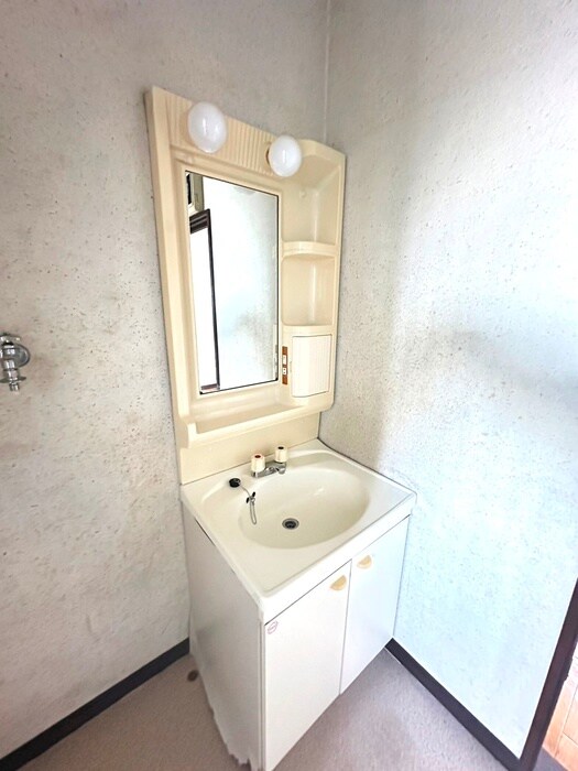 物件内観写真12　(洗面)