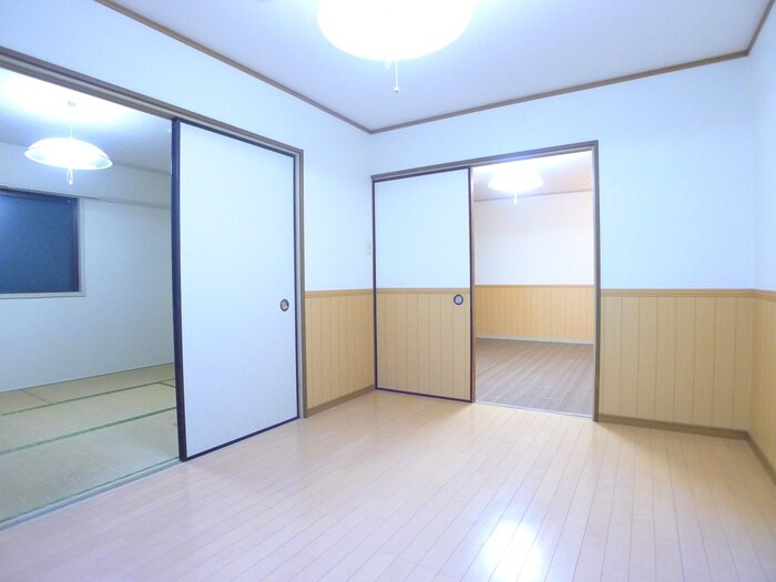 物件内観写真17　(居室)