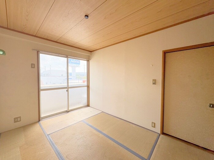 物件内観写真10　(居室)