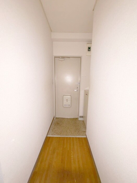 物件内観写真19　(廊下)