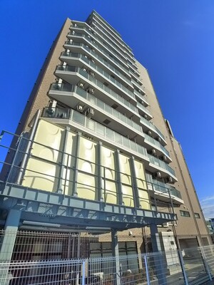 ﾗｸﾞｼﾞｭｱﾘｰｶﾞｰﾃﾞﾝ東松戸(311)外観写真