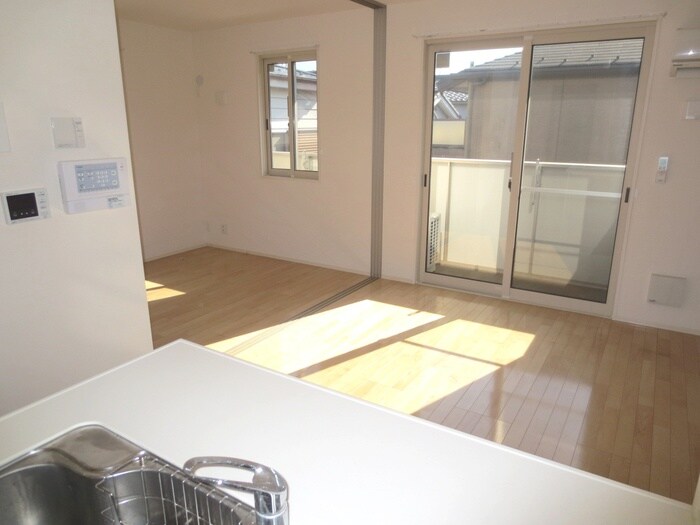 物件内観写真5　(居室)