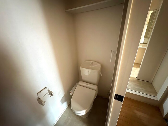 物件内観写真14　(トイレ)