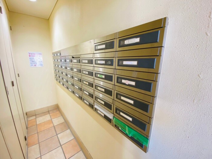 物件外観写真4　(建物設備)