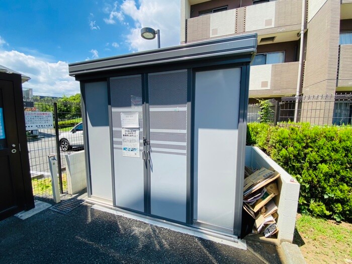 物件外観写真6　(建物設備)