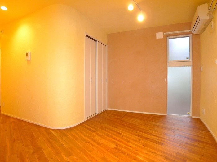 物件内観写真10　(居室)