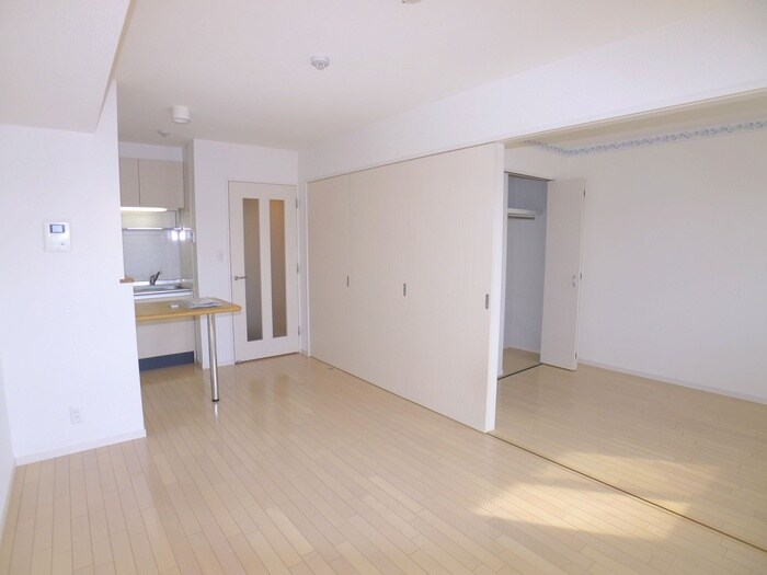 物件内観写真7　(居室)