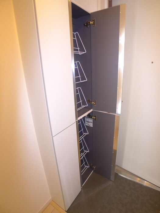 物件内観写真16　(靴箱)