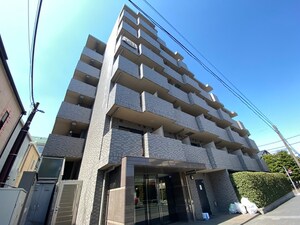 ルーブル都立家政弐番館（405）外観写真