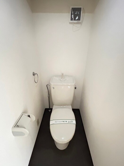 物件内観写真11　(トイレ)