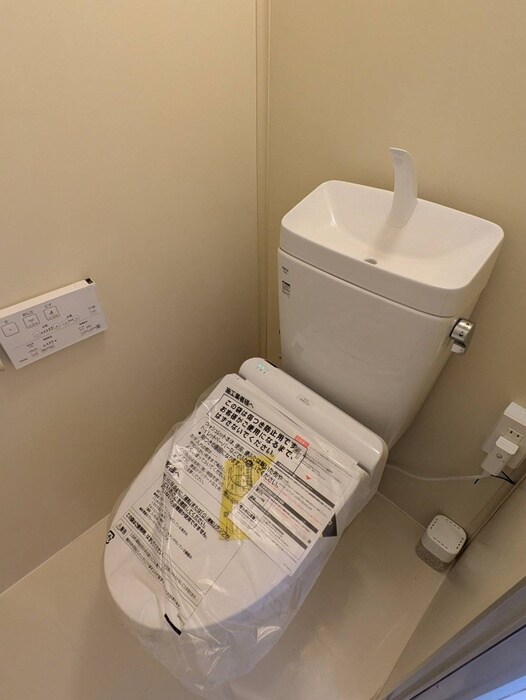 物件内観写真11　(トイレ)