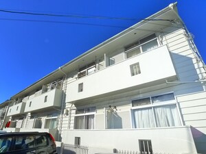 バードピア秋津１号館外観写真