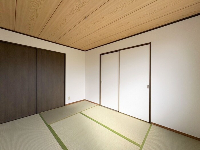 物件内観写真10　(居室)