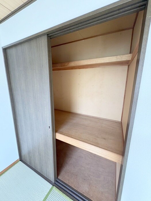 物件内観写真11　(収納)