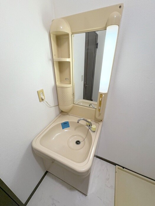 物件内観写真13　(洗面)