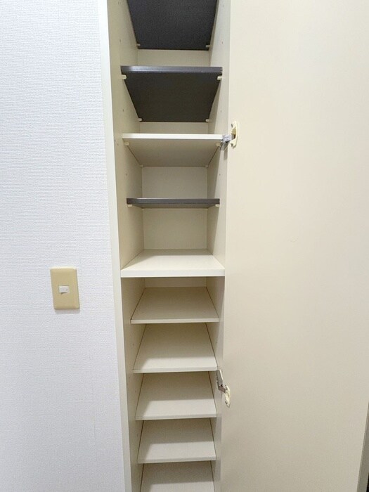 物件内観写真17　(靴箱)