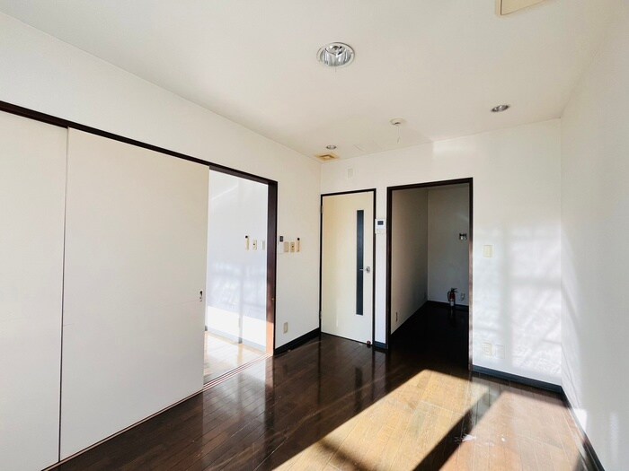 物件内観写真10　(居室)