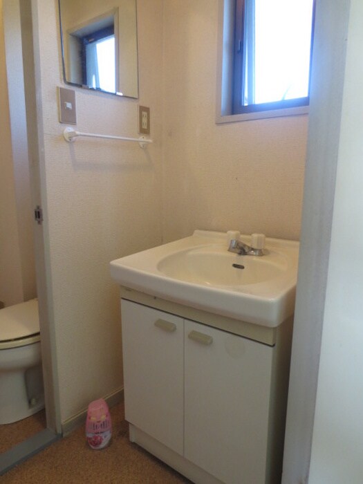 物件内観写真12　(洗面)