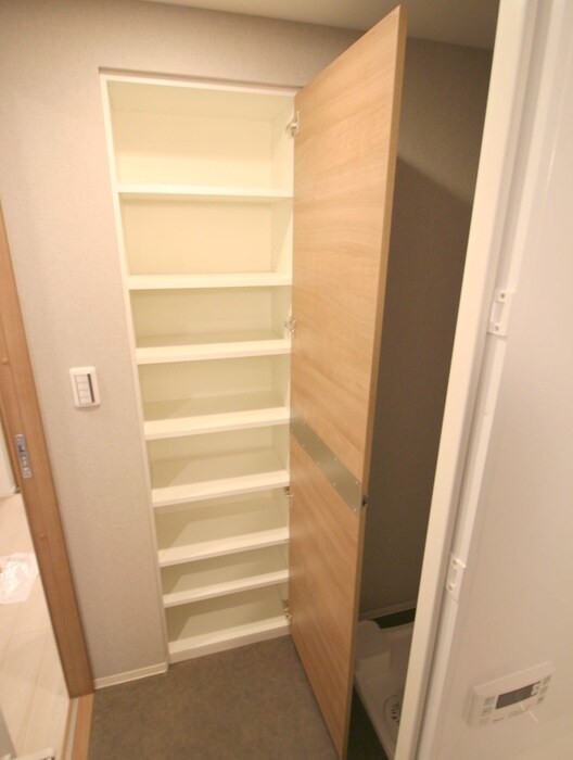 物件内観写真17　(収納)