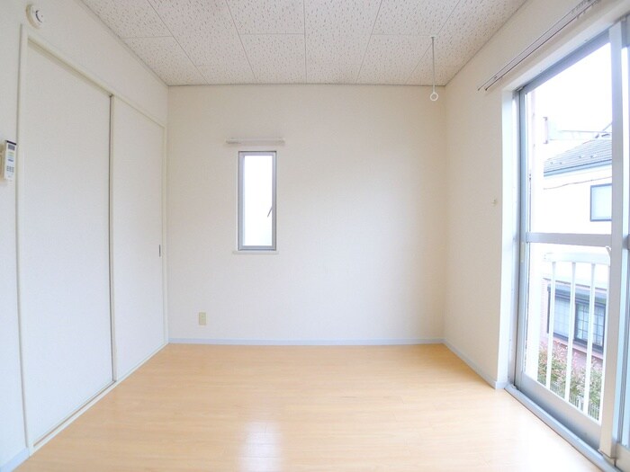 物件内観写真7　(居室)