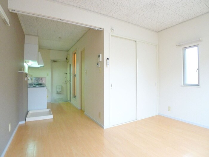 物件内観写真9　(居室)