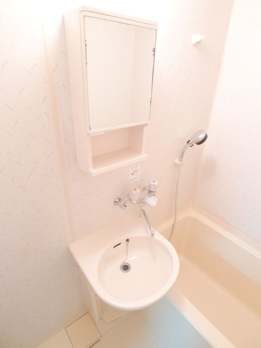 物件内観写真13　(洗面)