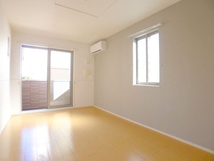 物件内観写真9　(ベランダ・バルコニー)