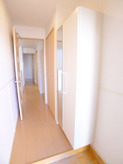 物件内観写真17　(靴箱)