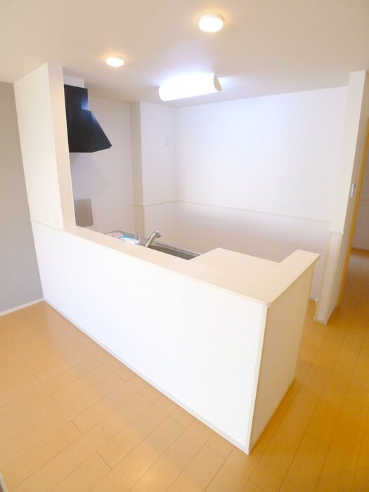 物件内観写真20　(廊下)