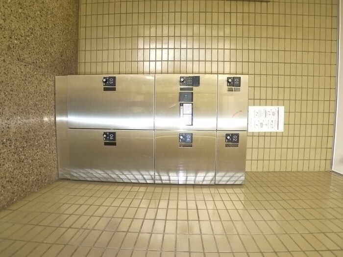 物件外観写真4　(建物設備)