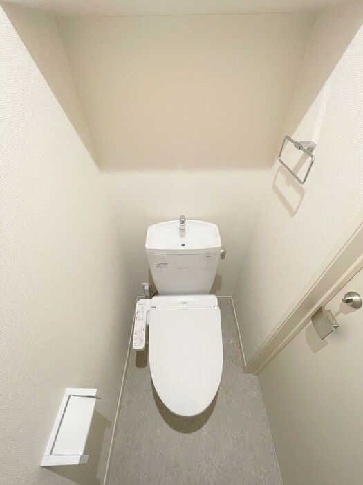 物件内観写真12　(トイレ)