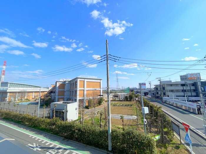 物件内観写真19　(室内からの展望)