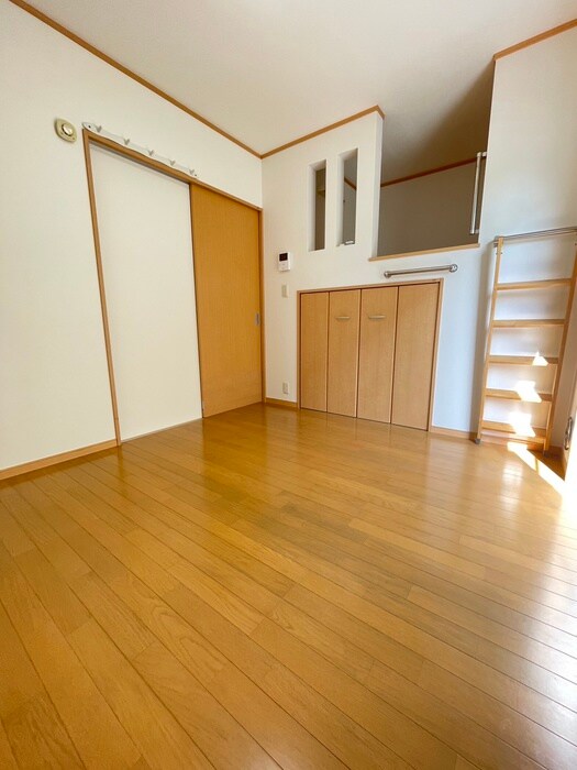 物件内観写真9　(居室)