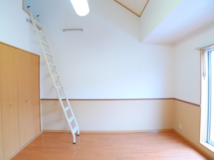 物件内観写真8　(居室)