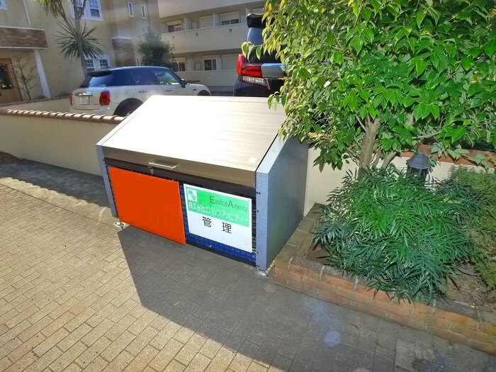 物件外観写真6　(建物設備)