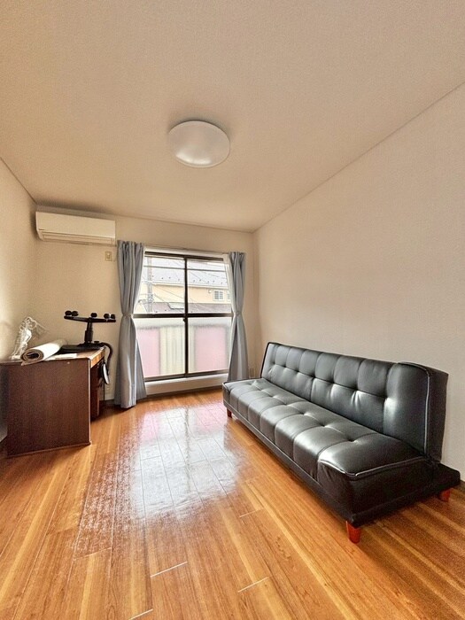 物件内観写真7　(居室)