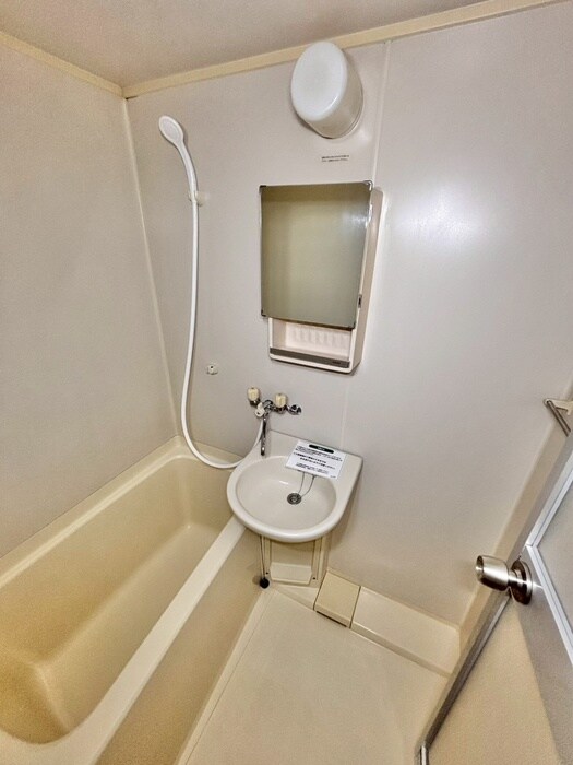 物件内観写真9　(バス／シャワールーム等)