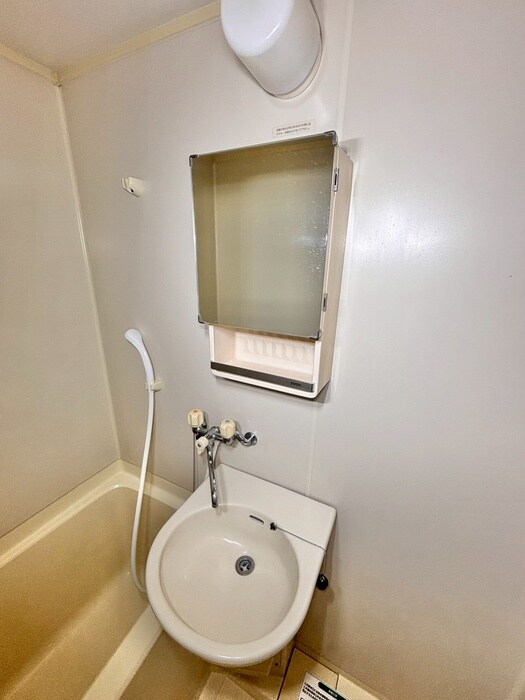 物件内観写真11　(洗面)