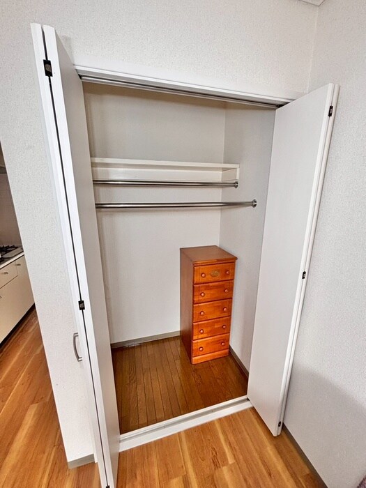 物件内観写真13　(収納)