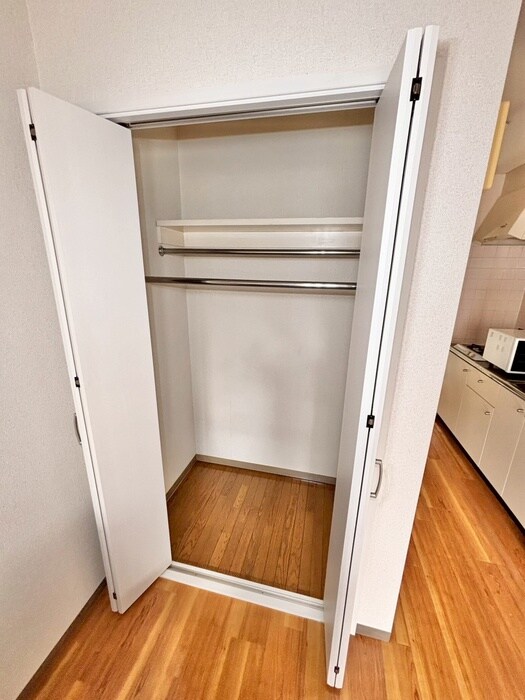 物件内観写真13　(収納)