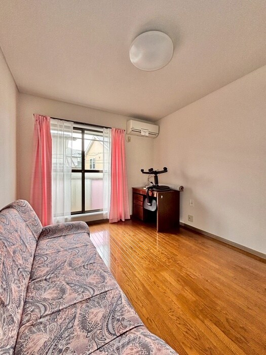 物件内観写真20　(居室)