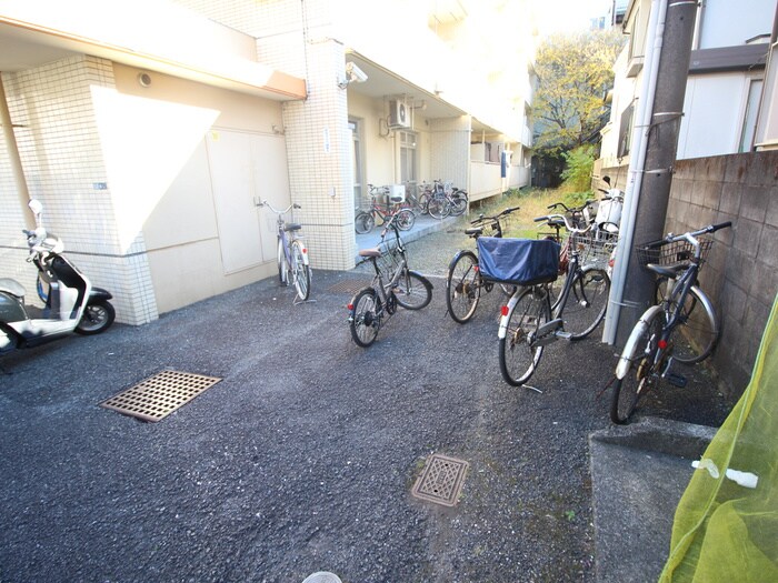 物件外観写真6　(外観写真)