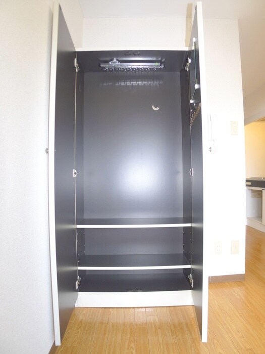 物件内観写真8　(収納)