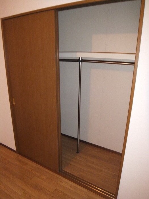 物件内観写真14　(収納)