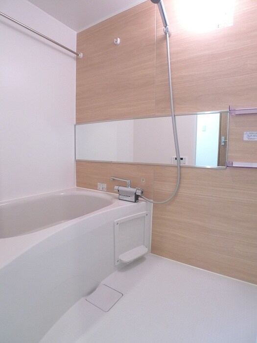 物件内観写真12　(バス／シャワールーム等)