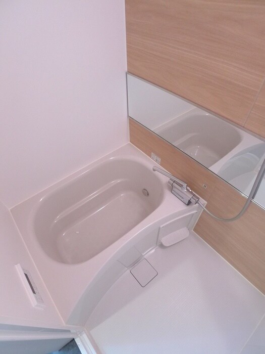 物件内観写真13　(バス／シャワールーム等)