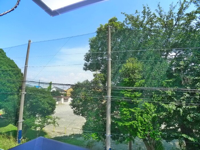 物件内観写真20　(室内からの展望)